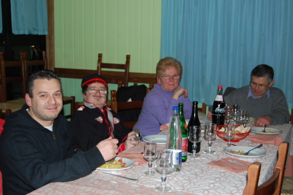 Amici di Tony e Mary 0106.JPG